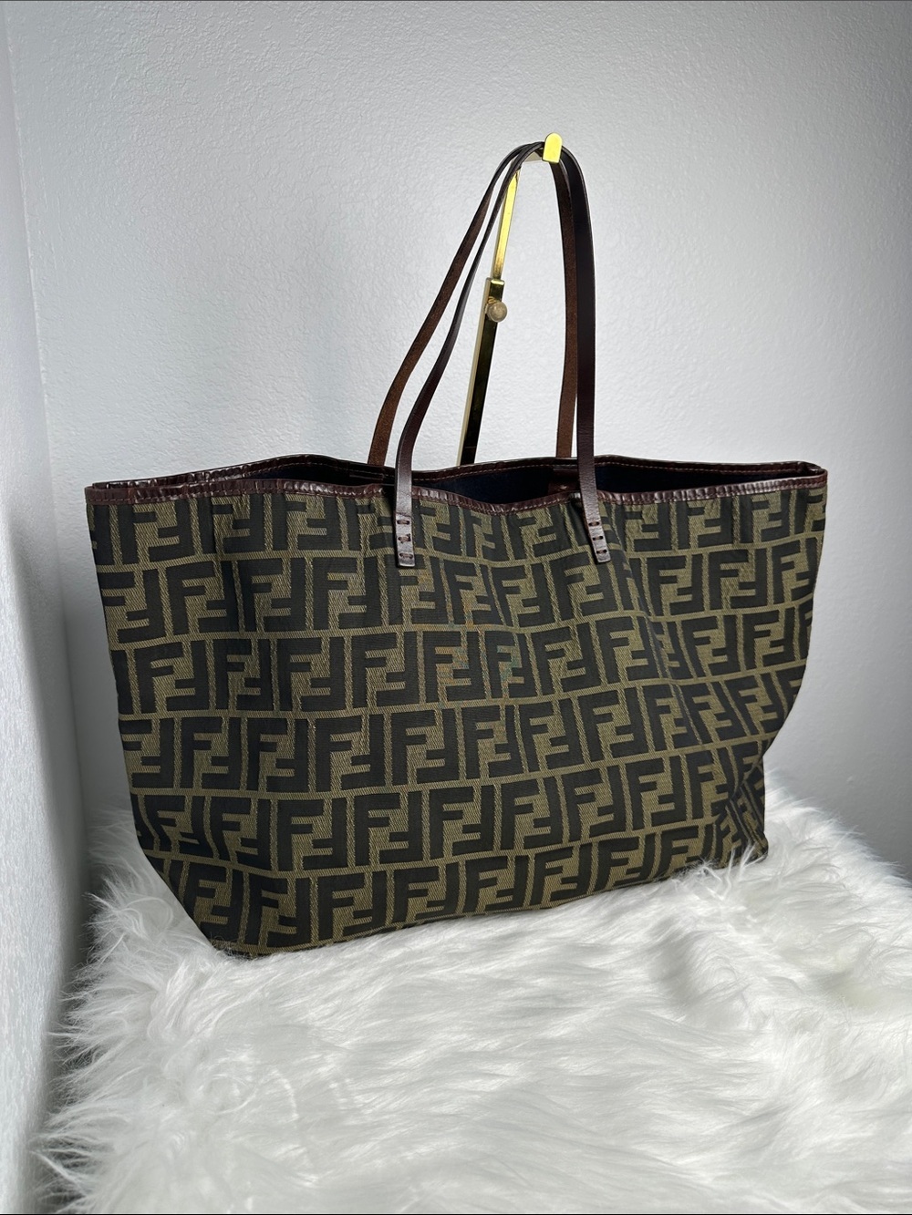 💯Authentic Vintage Fendi Zucca Tote Bag🍀 - Picture 4 of 14